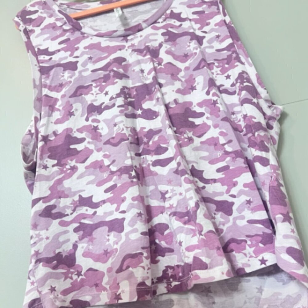 Fabletics Women's   Activewear  Tank Top  Size Medium - Picture 6 of 8
